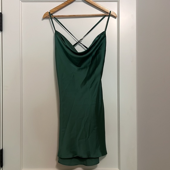 NWT Lovers and Friends green slip dress in size medium. Purchased from Revolve. - Picture 1 of 4